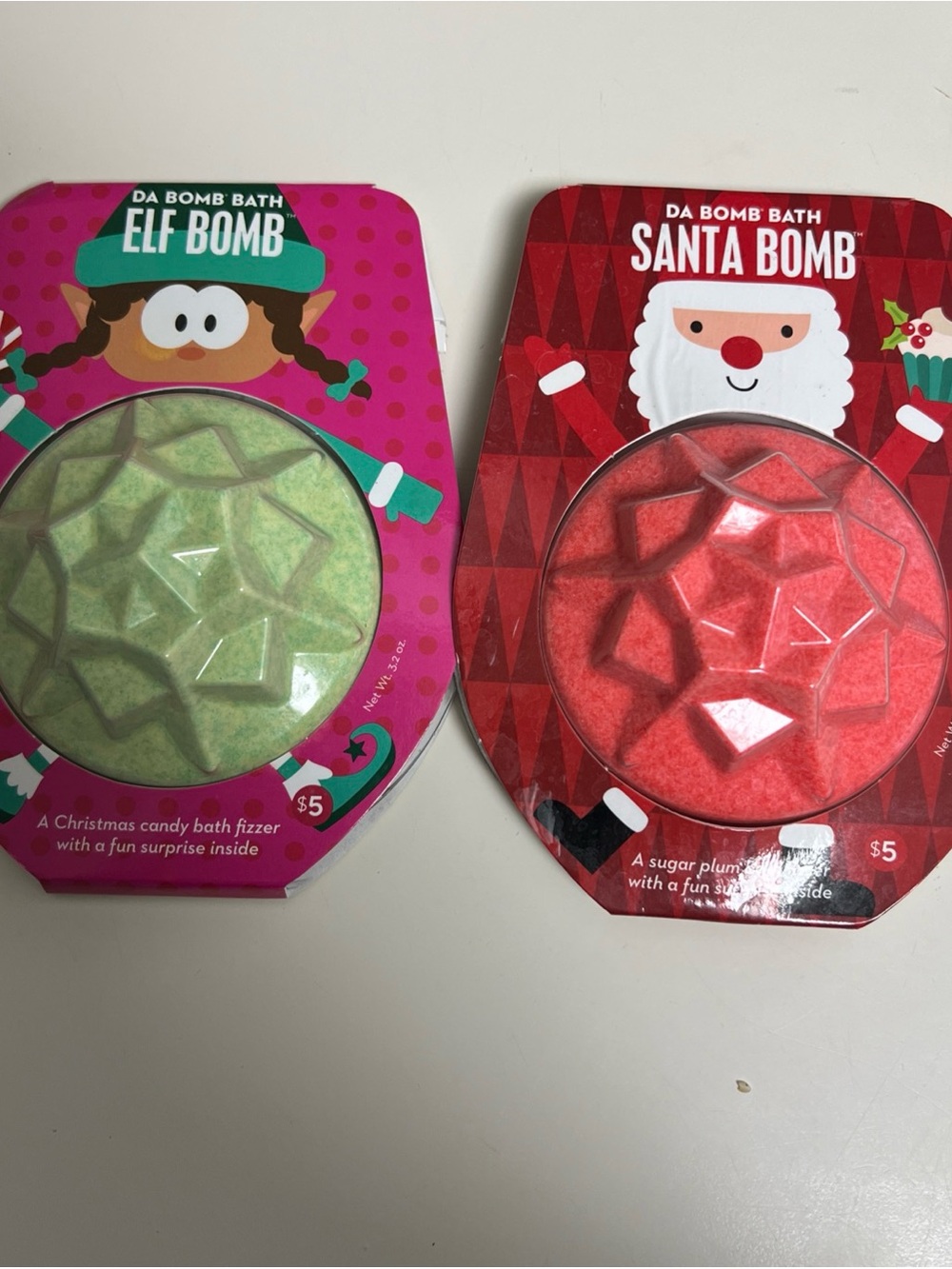 Da Bomb bath elf & Santa Bomb Bath Fizzers - Green and Red